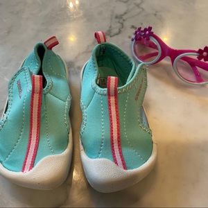 7/8T Speedo aqua water shoes + sunglasses